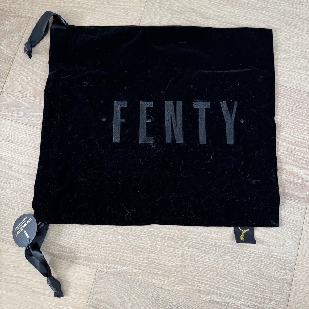 Fenty By Rihanna Sneakers - Picture 6 of 6